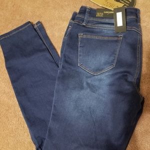 1822 Classic Skinny Jeans